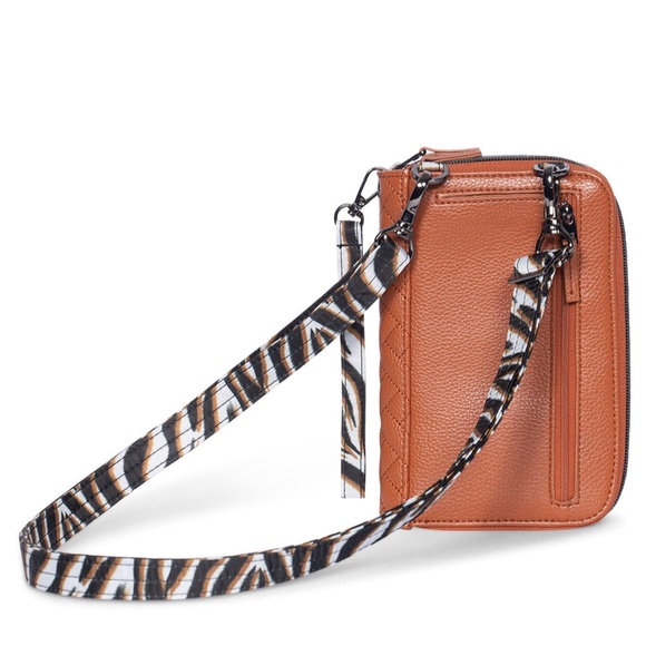 Lug Quickstep Classic VL Convertible Wallet NWT - Picture 6 of 15